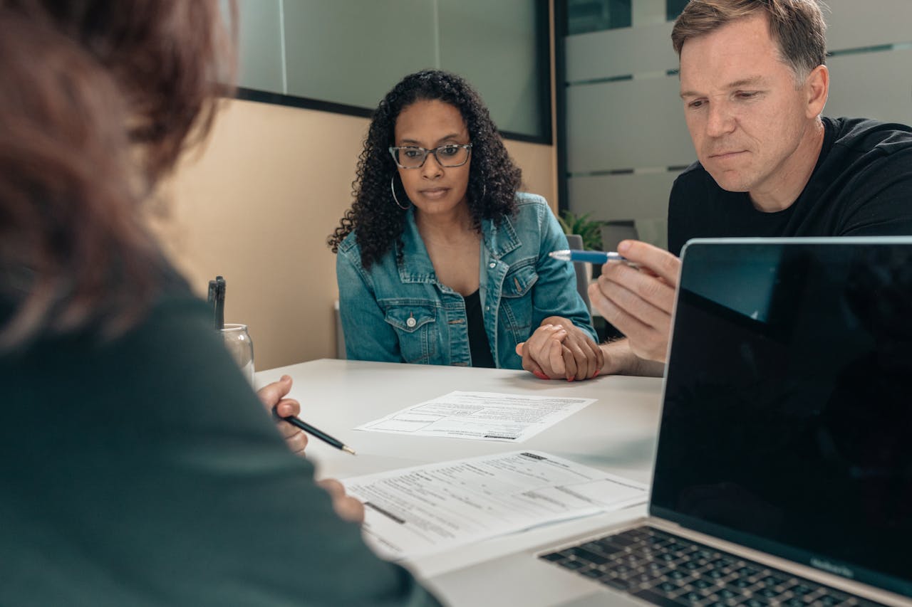 Mastering the First Impression: Why It Still Matters in 2025